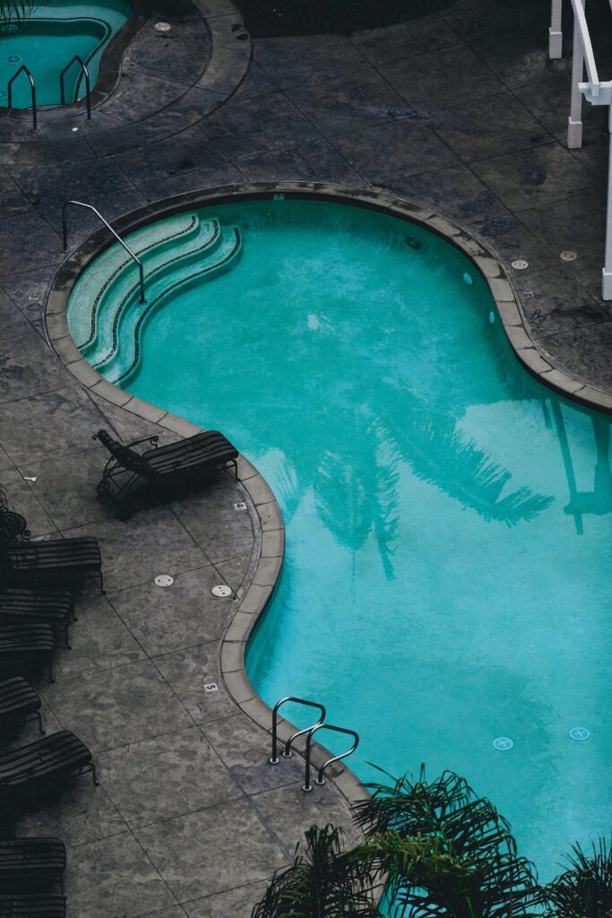 figure 8 pool