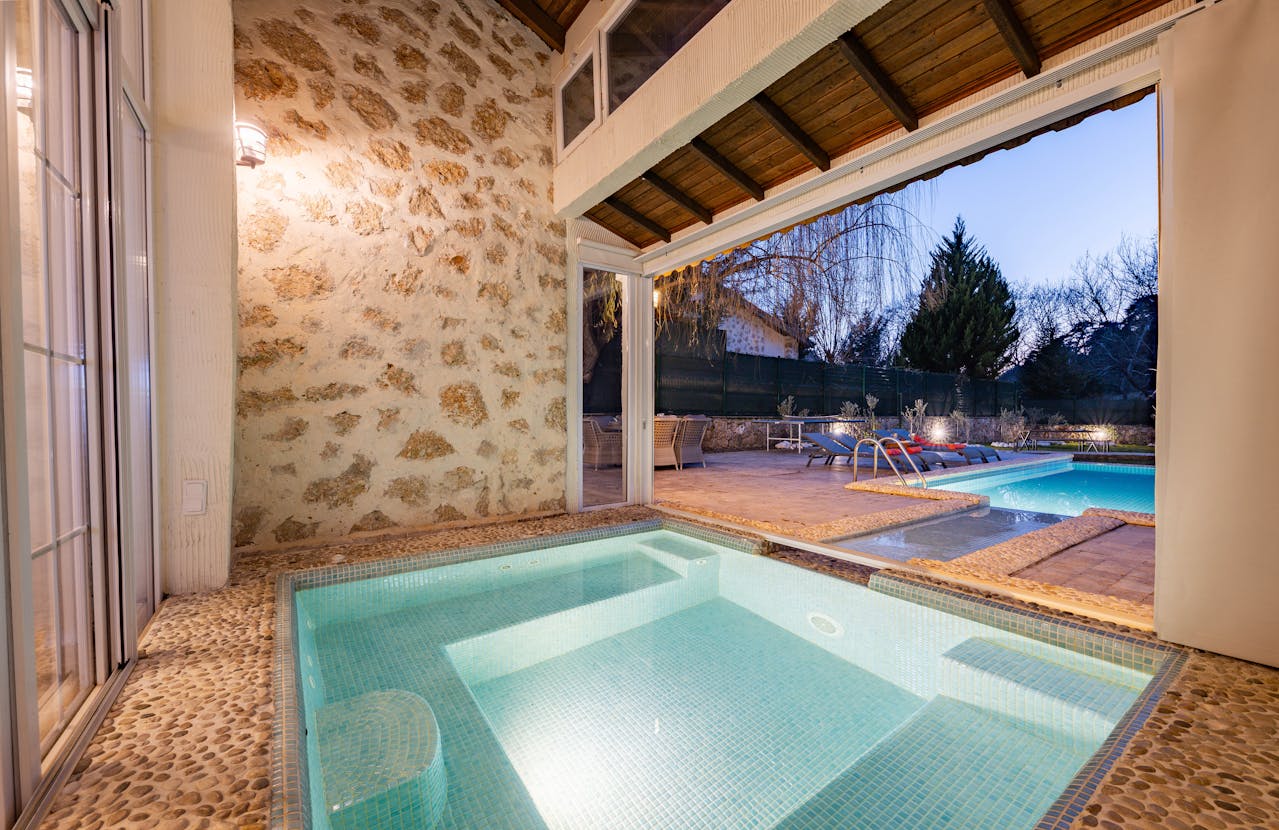 pool light replacement